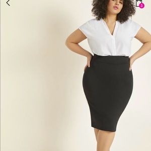 ELOQUII Neoprene Pencil Skirt